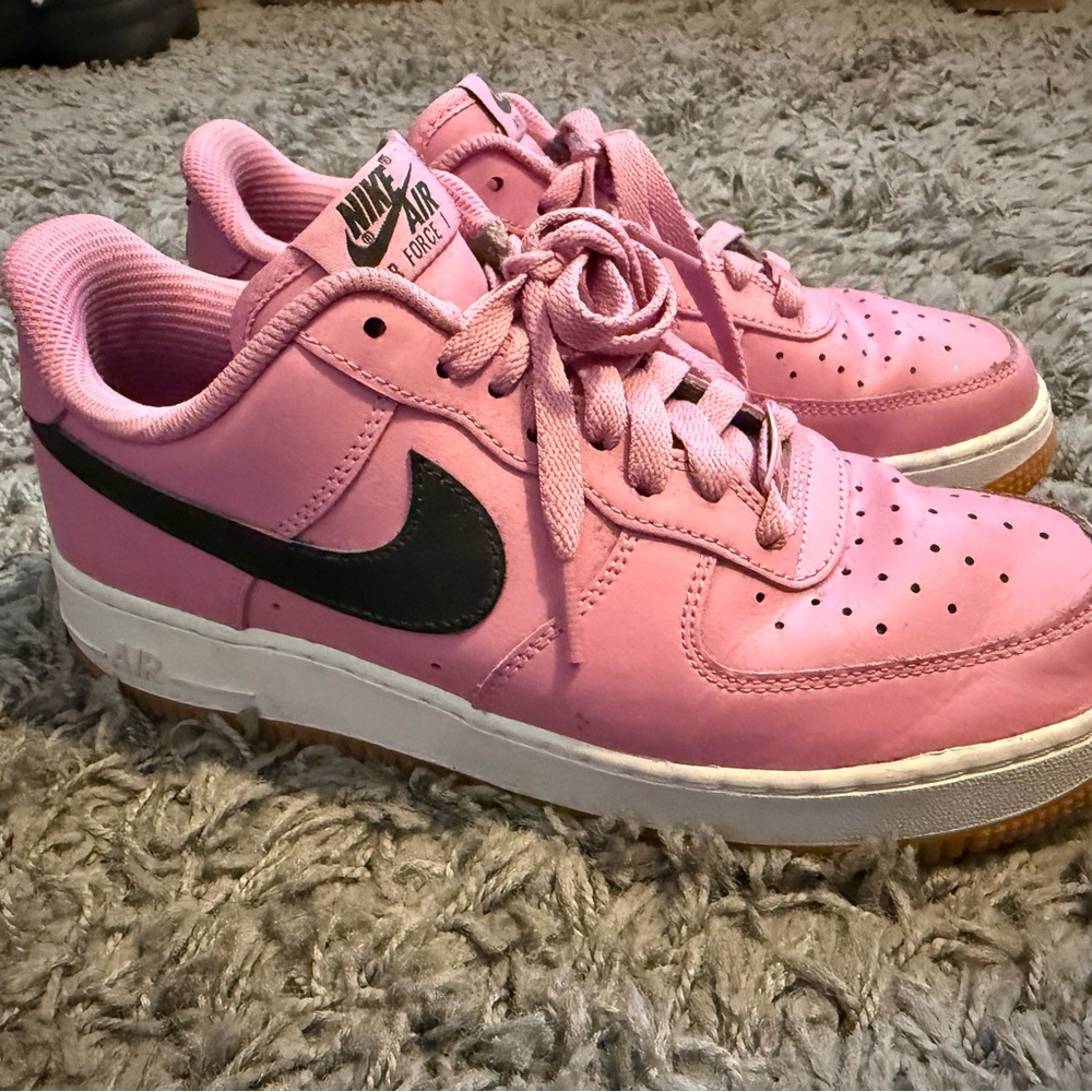 Nike Women’s Air Force 1 Pink with Black Logo - size 8.5